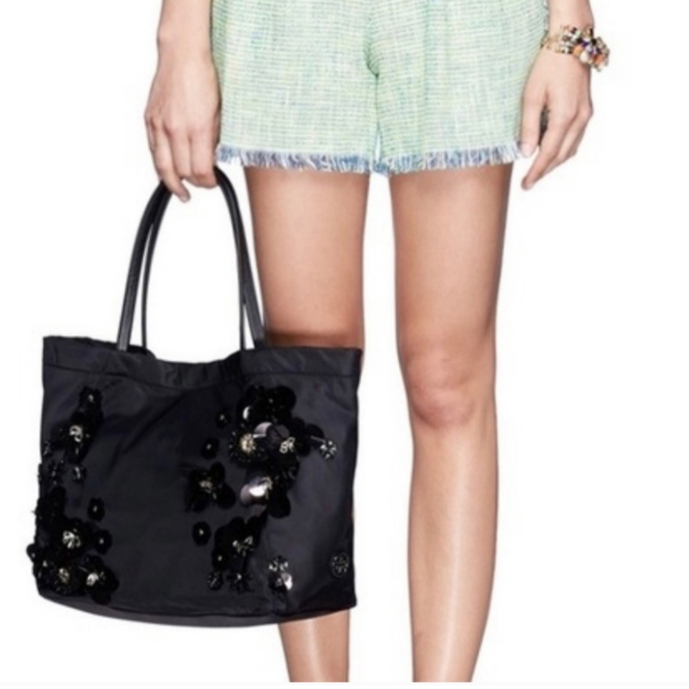 Tory Burch Flower Cluster Tote in Black